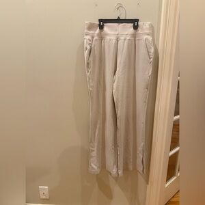 NWOT Athleta Women’s Venice High Rise Flare Pants size L Large